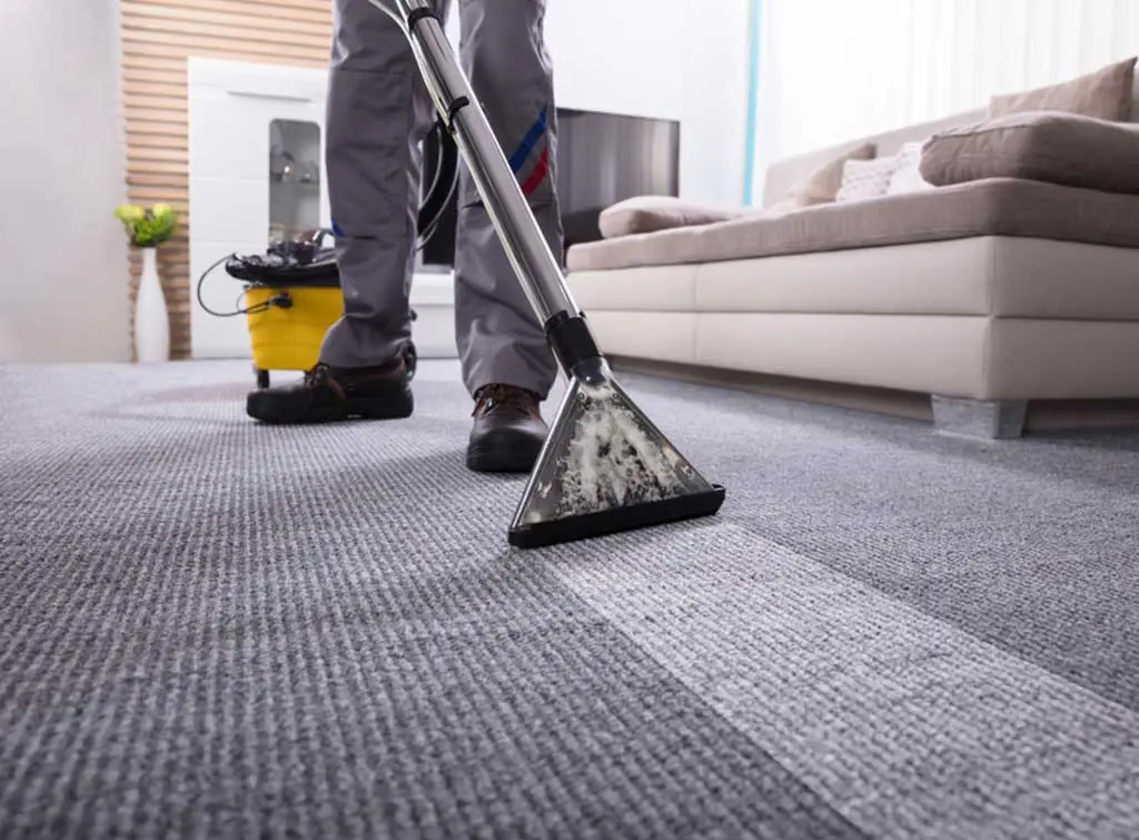 Curatare canapele si covoare la domiciliu